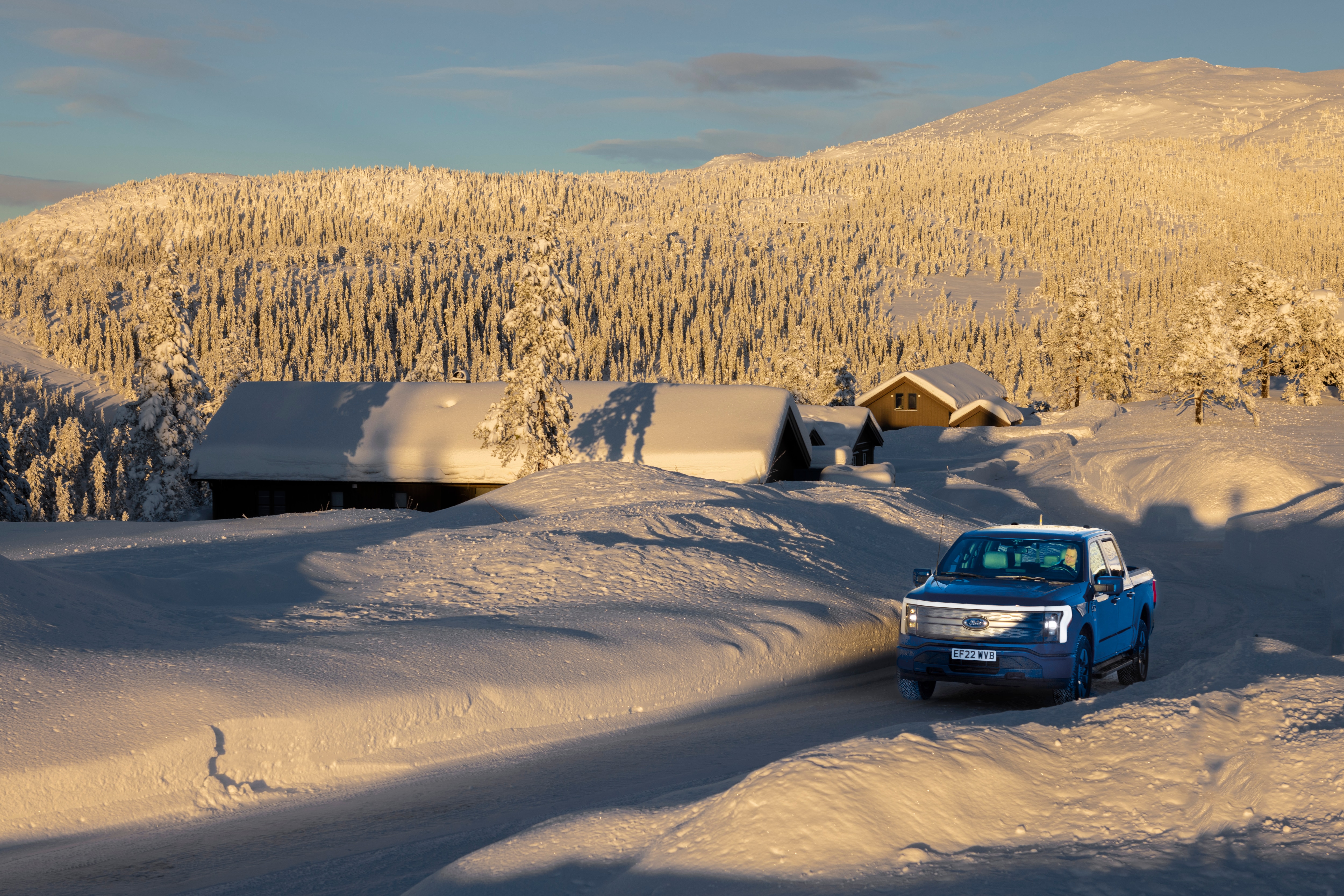 F-150® Lightning® is going global for the first time with entry into Norway, the world’s most advanced electric vehicle market. Following impassioned consumer demand, Norwegian customers can apply to purchase a limited number of special F-150 Lightning Lariat Launch Edition vehicle.